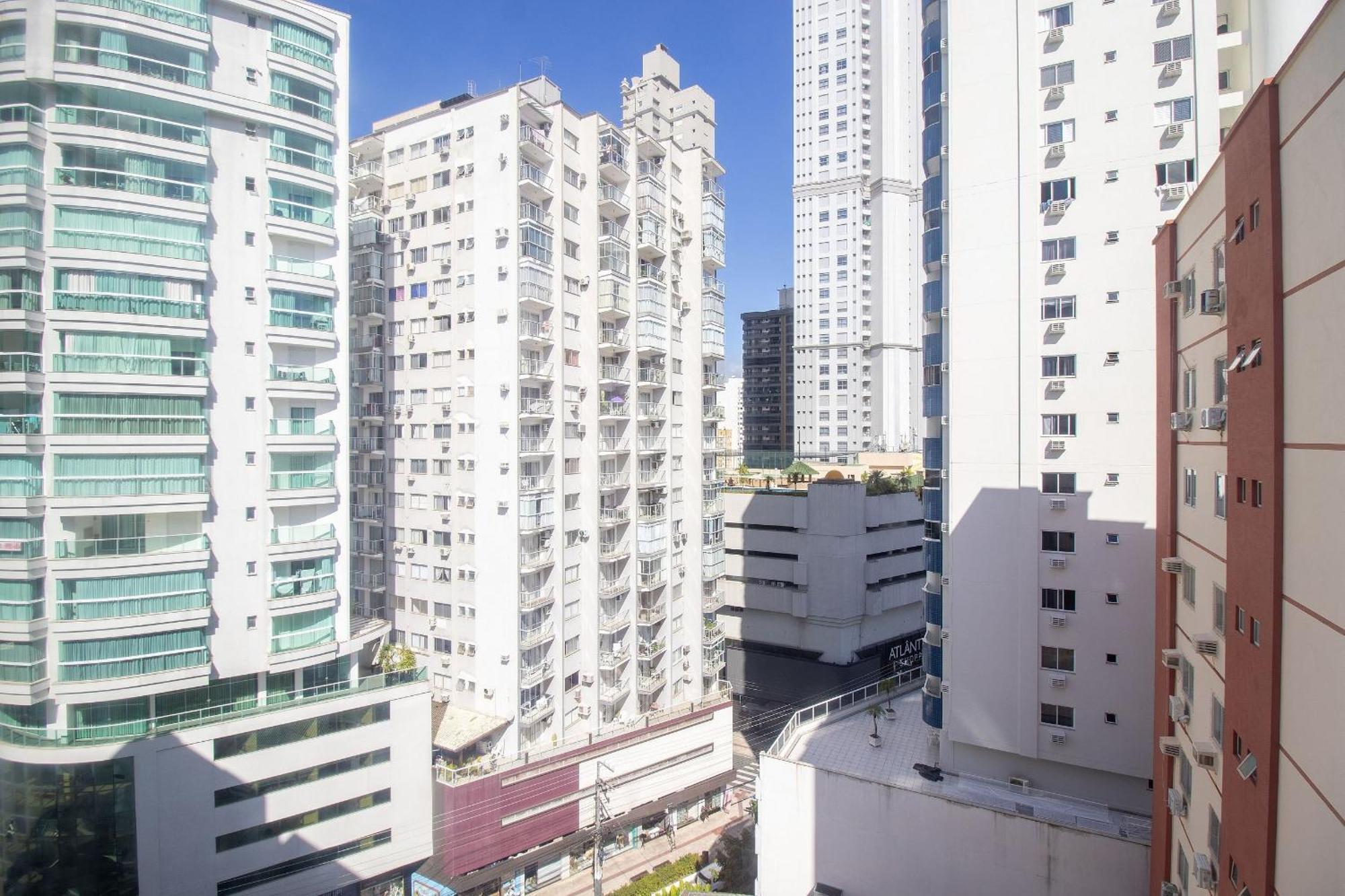 Pos83B - Garagem, Climatizado, Tv Smart, Wi-Fi Apartment Balneario Camboriu Luaran gambar